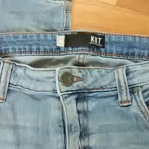 Size 12 KUT Mia Toothpick Skinny jeans